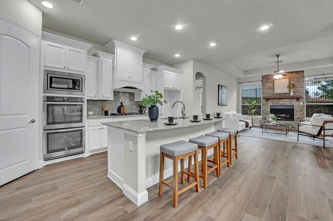 Building Photo - 1549 Sonnet Dr