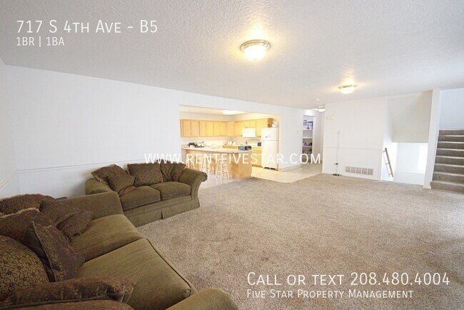 Building Photo - 717 S 4th Ave