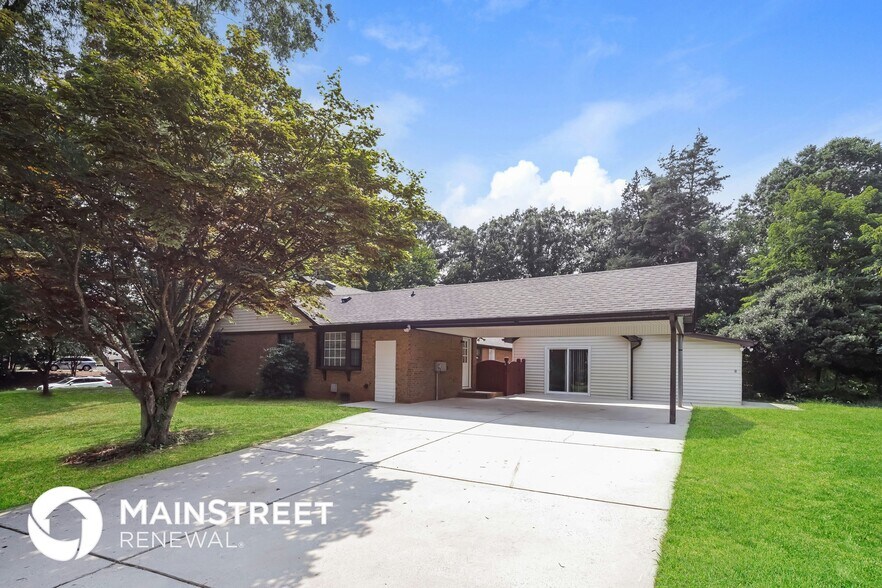 Building Photo - 23 Holly Crest Ct