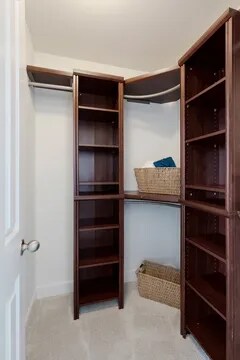 Building Photo - 8242 Lenox Creekside Dr