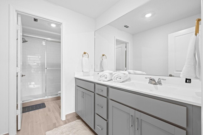 Building Photo - 4341 Pond Lily Ln