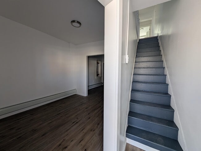 Building Photo - 124 N Delaware Ave