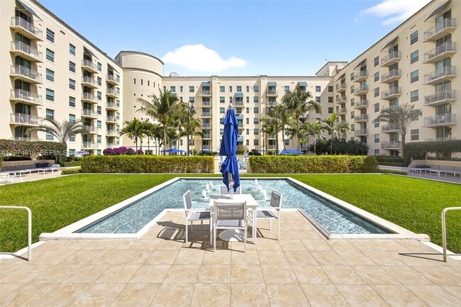 Building Photo - 610 Clematis St