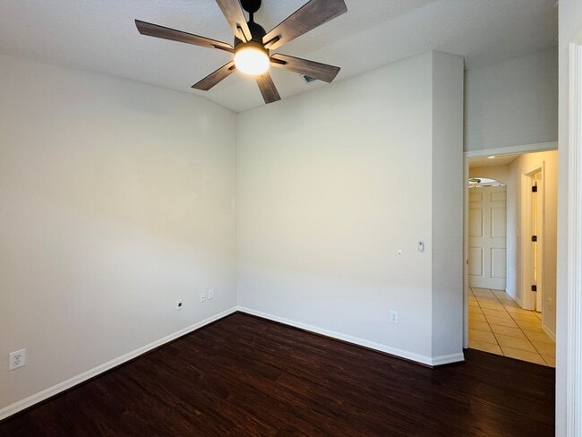 Building Photo - 5534 Turtle Crossing Loop