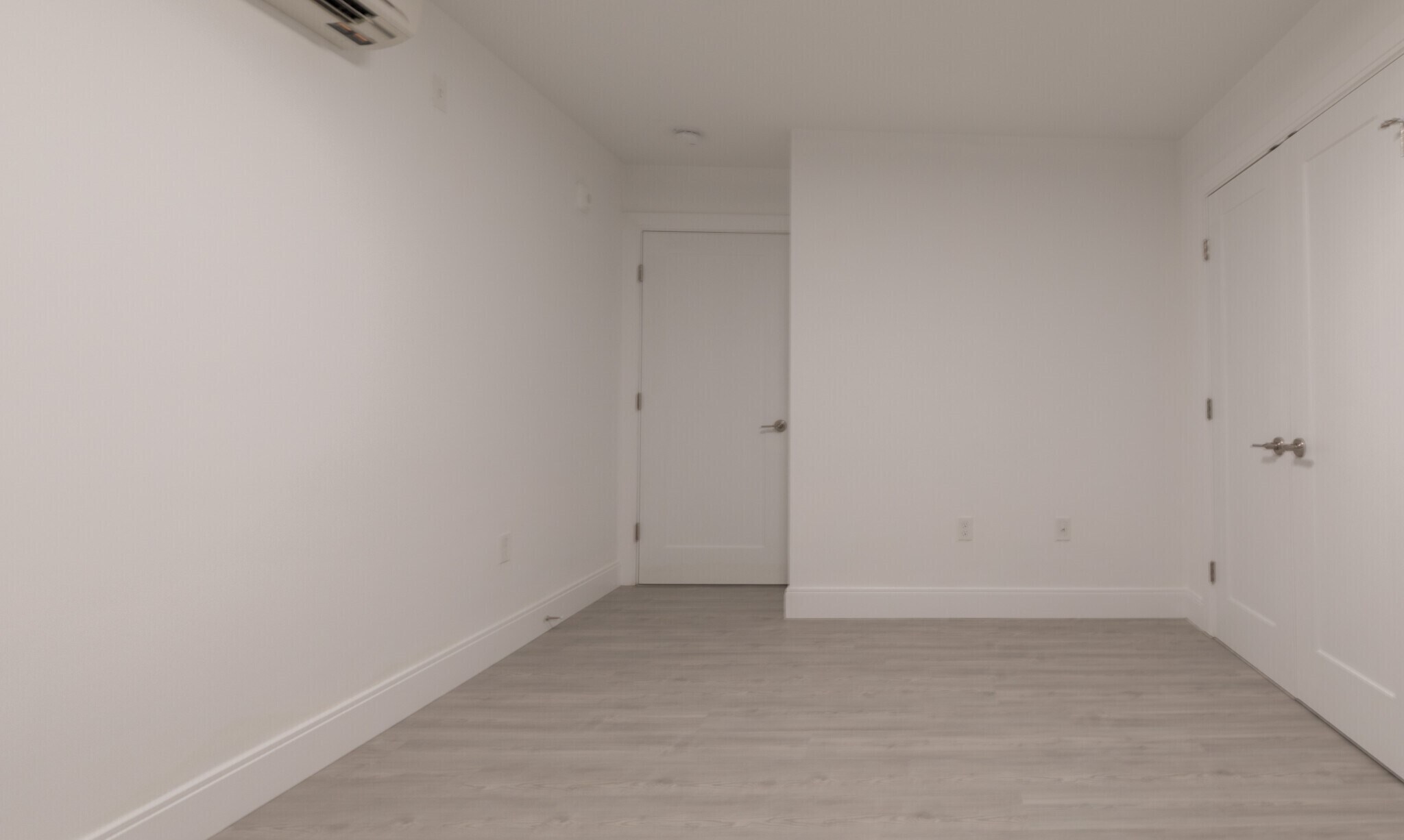 Building Photo - 3 New St