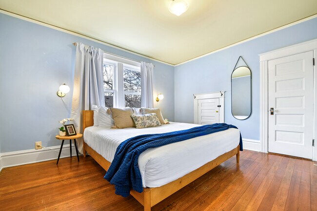 Building Photo - 835 E Boulder St