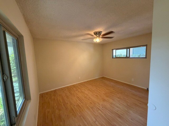 Building Photo - 1740 Huntington Dr