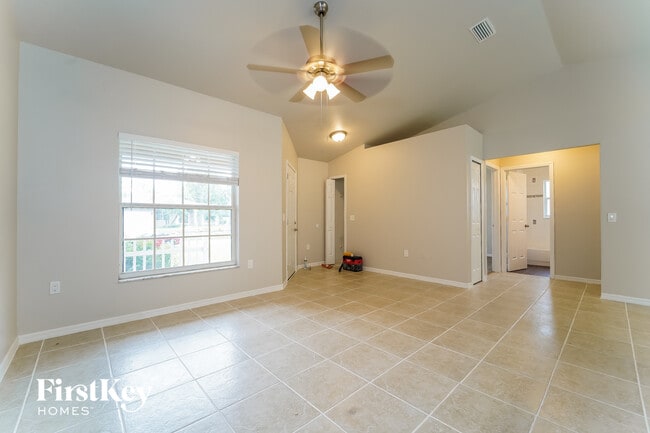 Building Photo - 3836 Candia Ave