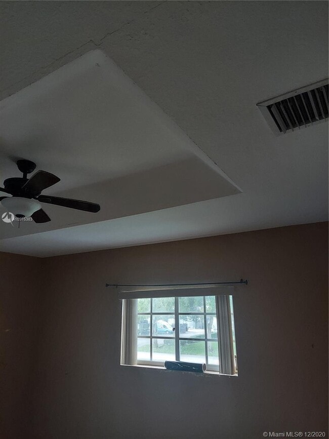 Building Photo - 7991 NW 44th Ct