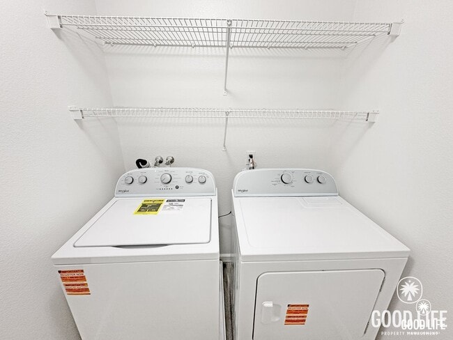 Building Photo - Luxury 3-Level Residence | Designer Remodel in San Diego