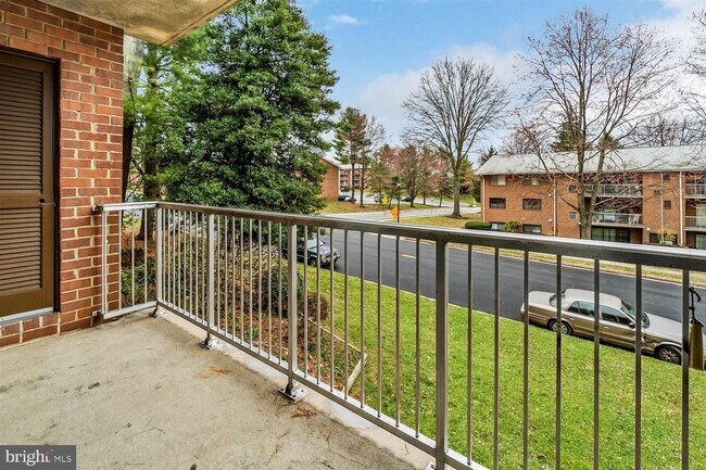 Building Photo - 101 Fitz Ct