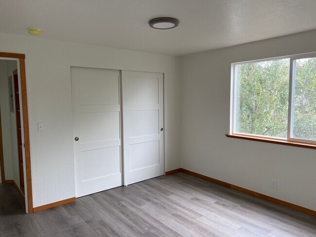 Building Photo - 187alfa