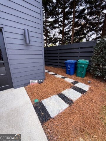 Building Photo - 3489 Vinings N Way