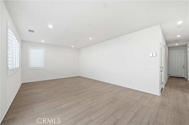 Building Photo - 36631 Camino Spgs Ave