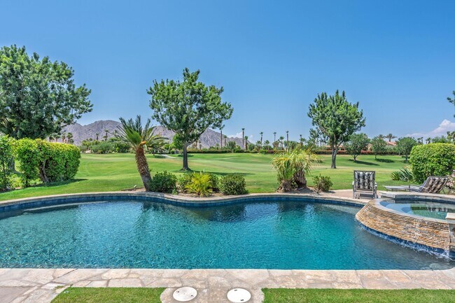 Building Photo - 57461 Spanish Hills Ln
