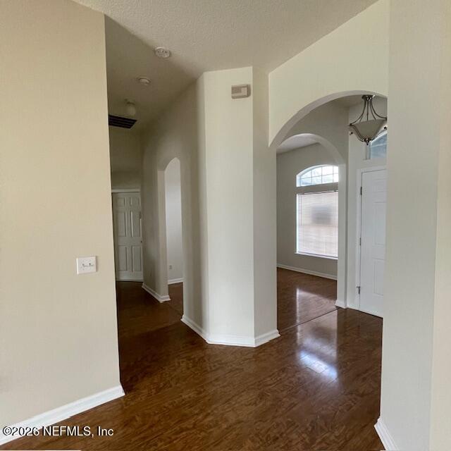 Building Photo - 594 Independence Dr