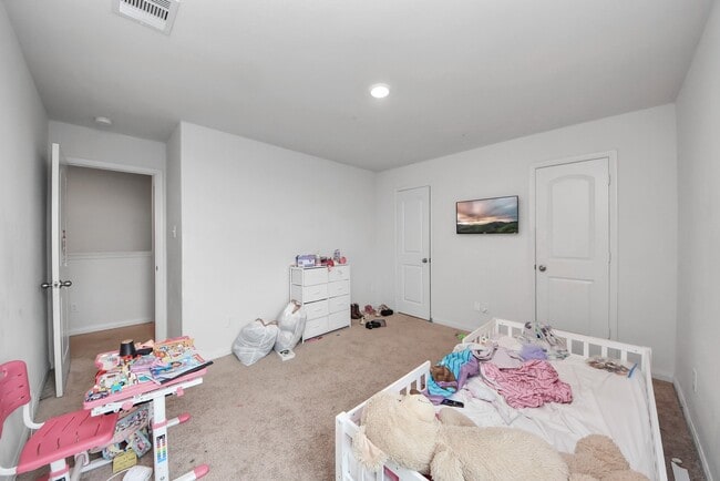Building Photo - 7943 Vacek Meadows Loop