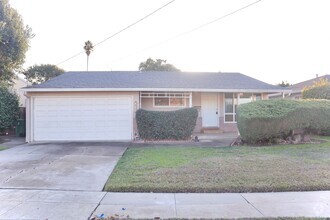 Building Photo - Cozy 3-bedroom home for rent in Fremont!