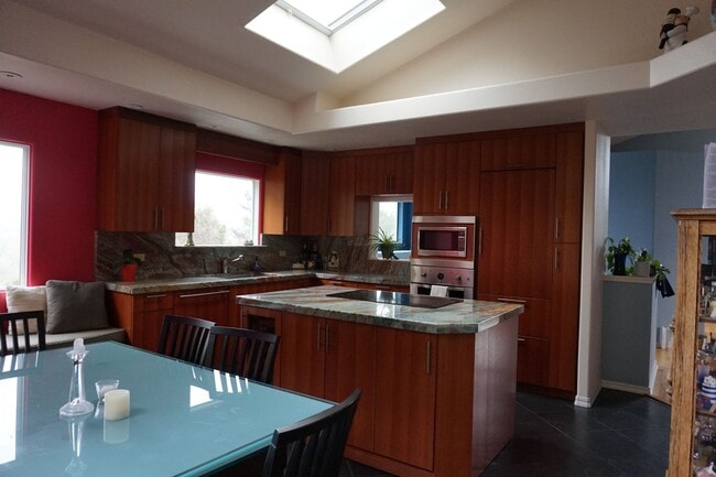 Building Photo - Furnished Mountain Oasis in Felton!