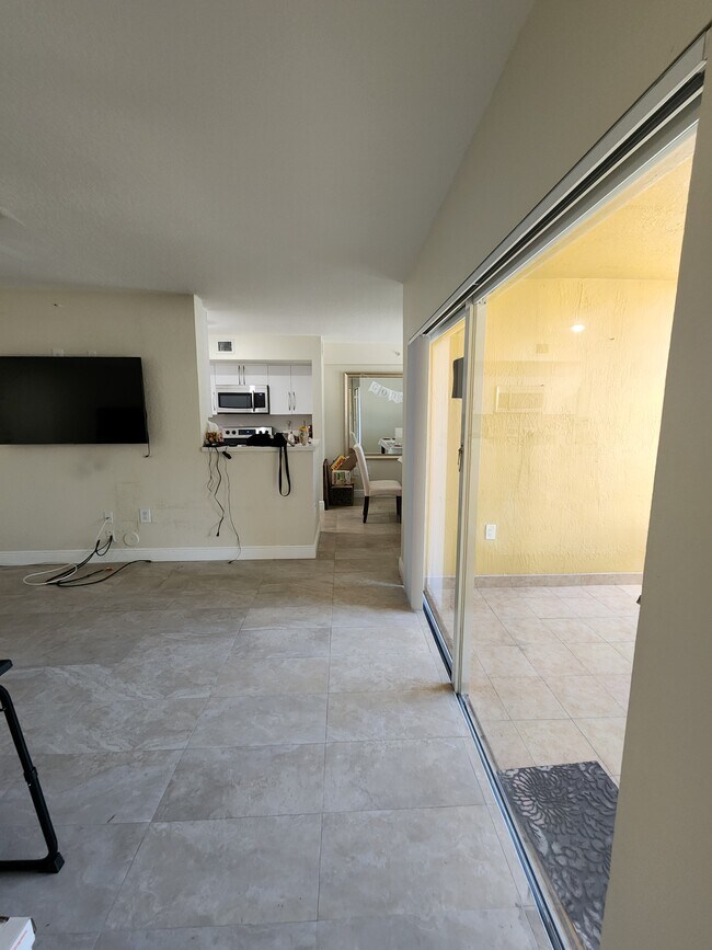 Building Photo - 21000 SW 87th Ave