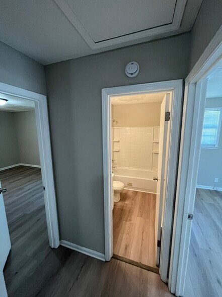 Building Photo - 5255 Greenwood Ter