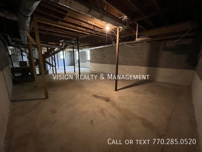 Building Photo - 55 S Greenwood Dr