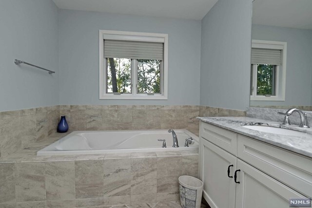 Building Photo - 1807 Whitney Ln