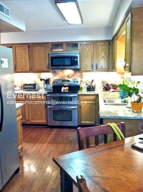 Building Photo - 4524 Fort Mchenry Pkwy