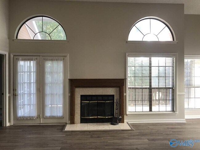 Building Photo - 127 Philadelphia Dr