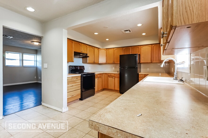 Building Photo - 6513 Ashby Terrace
