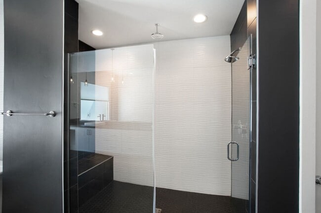 Building Photo - Single Story Pool Home In Reverence Guard Gated Community