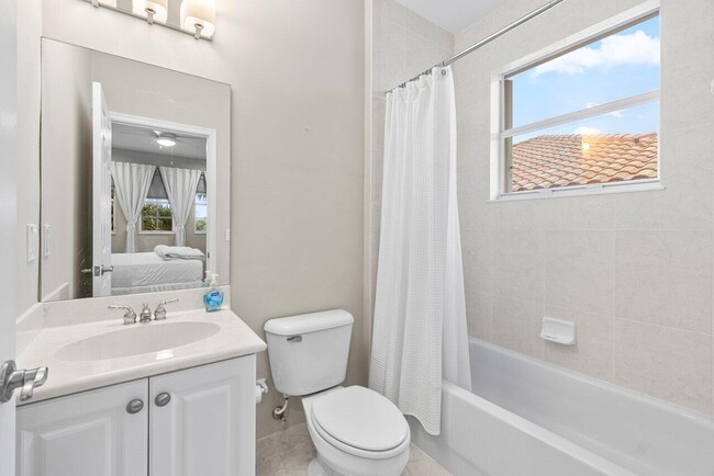Building Photo - 9586 Campi Dr