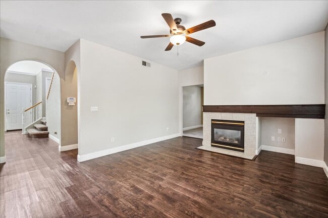 Building Photo - 57 Rossignol Cir