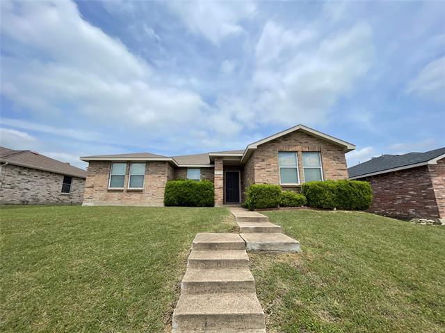 Building Photo - 2912 Crimson Clover Dr