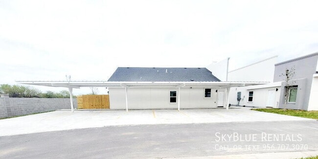 Building Photo - 3405 Frio Ave