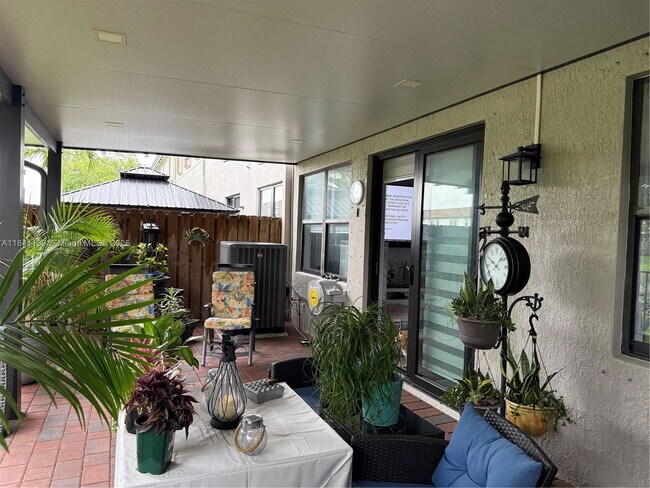 Building Photo - 11300 SW 236 Ln