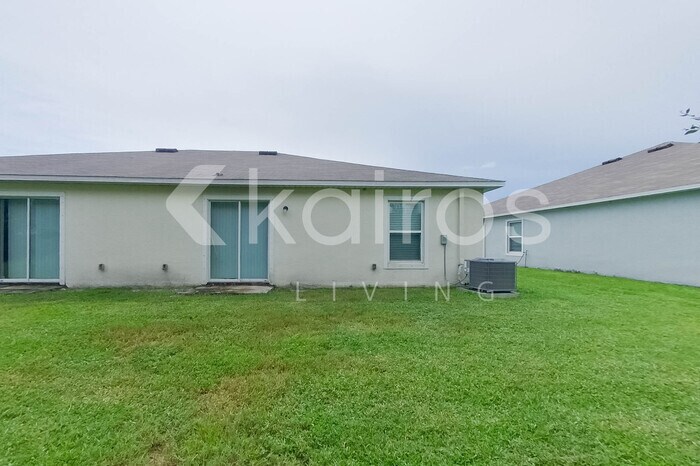 Building Photo - 9135 Aegean Cir