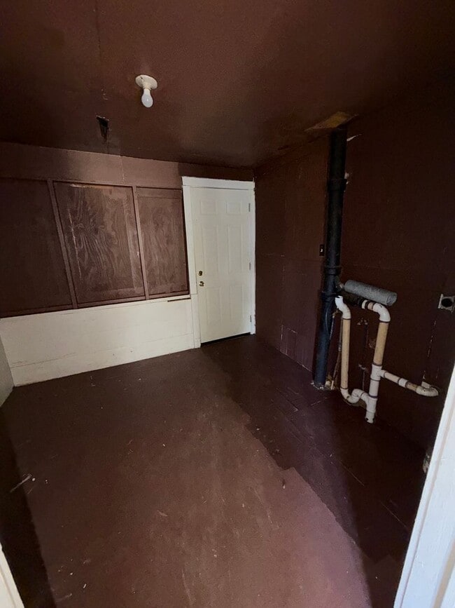 Building Photo - 3450 Brandon Ave