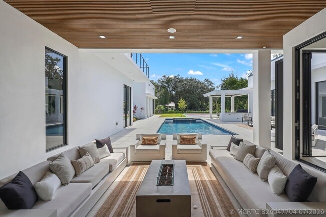 Building Photo - 6676 NW 66th Way