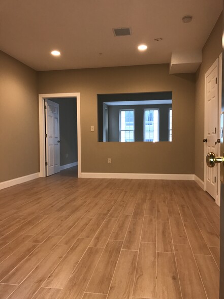 3F - 116 N 9th St