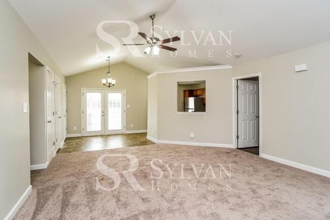 Building Photo - Enjoy living the good life in this 3 bedroom, 2 bathroom home