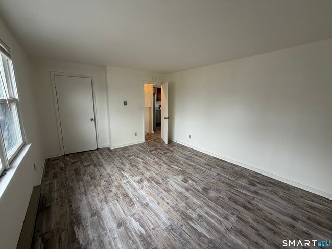 Building Photo - 58 Yorkshire St