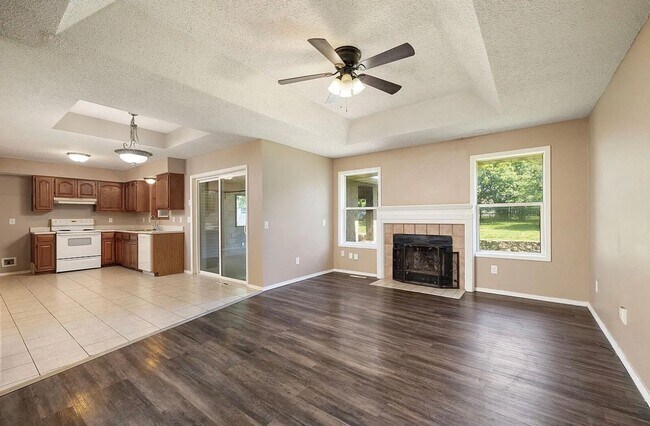 Building Photo - 3826 S Lexus Ave