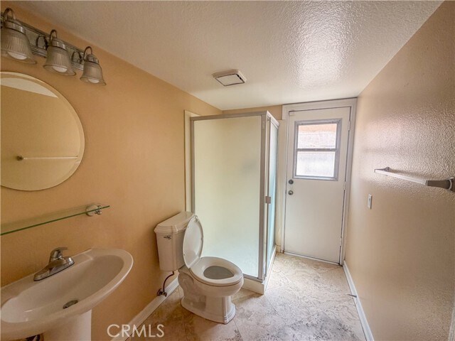 Building Photo - 6588 Bradford Ct