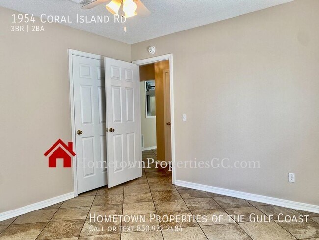 Building Photo - POOL HOME near Naval Air Station Pensacola!