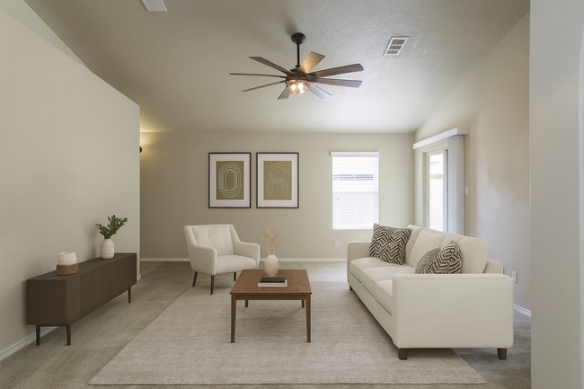 Building Photo - 9005 Rio Galisteo Pl NW