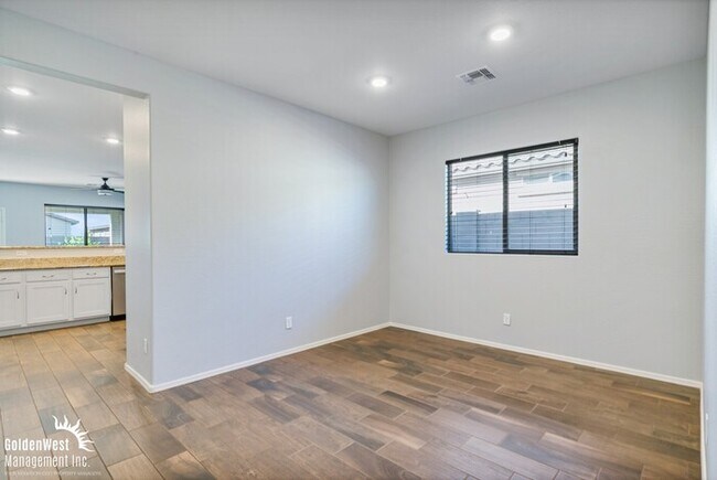 Building Photo - Beautiful 3Bdm 3Ba Home with Den in Waddell Near the 303!