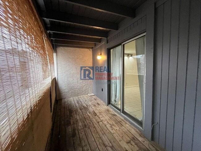 Building Photo - 6470 S Dayton St