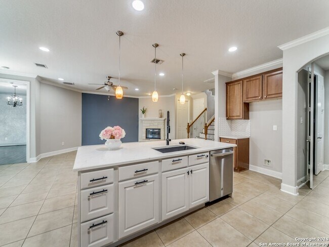 Building Photo - 24103 Briarbrook Way