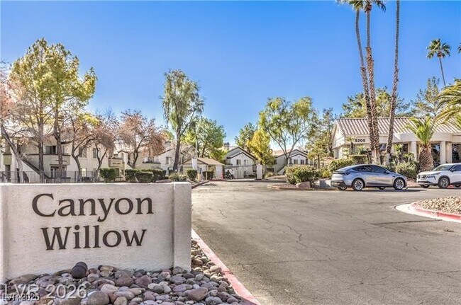 Building Photo - 5140 Mandalay Springs Dr